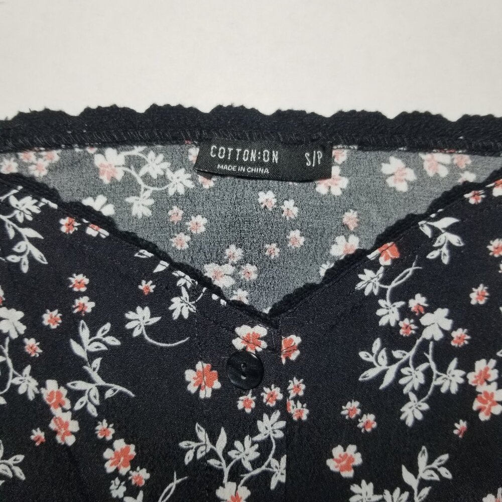Cotton On Black Floral Patterned Cropped Tank Top - Picture 7 of 7